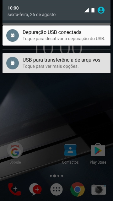 Prima o ícone de USB.