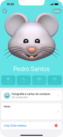 Para voltar ao ecrã inicial, deslize o dedo de baixo para cima a partir da base do ecrã.