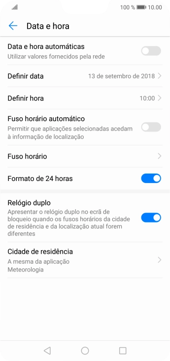 Prima o indicador junto a 