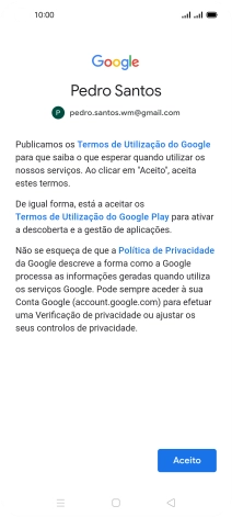 Prima Aceito e siga as indicações no ecrã para escolher as definições da conta Google.