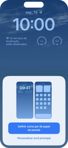 Se pretender utilizar o mesmo esquema de cores para o ecrã principal, prima Definir como par de papel de parede.
