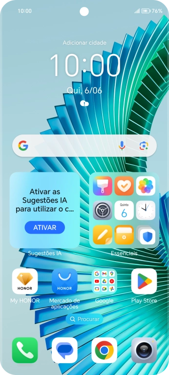 Quando o ícone de bateria em carregamento for mostrado no ecrã, a bateria está em carregamento.