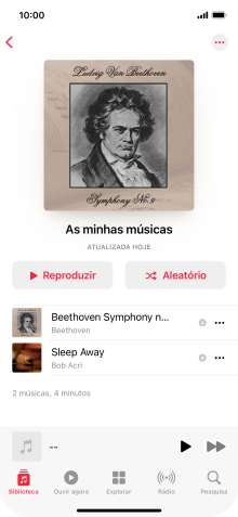Vá até à categoria ou lista de reprodução pretendida e prima o ficheiro de música pretendido.