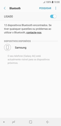 Prima o dispositivo Bluetooth pretendido e siga as indicações no ecrã para emparelhar o dispositivo pretendido com o telefone.