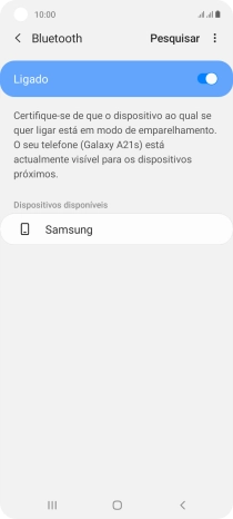 Prima o dispositivo Bluetooth pretendido e siga as indicações no ecrã para emparelhar o dispositivo pretendido com o telefone.