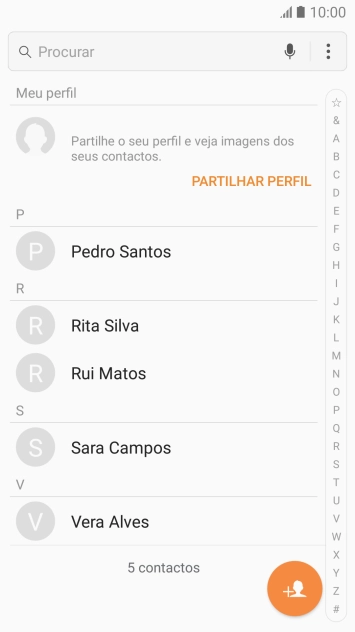 Prima o ícone de novo contacto.
