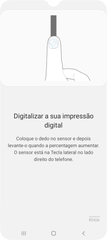 Siga as indicações no ecrã para definir a impressão digital como código de bloqueio.