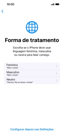 Para escolher a forma de tratamento desejada no telefone, siga as instruções no ecrã ou prima Configurar despois nas Definições.