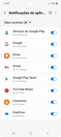 Prima a lista suspensa.