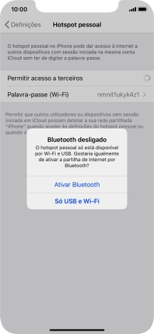Se o Wi-Fi estiver ativado, prima Só USB e Wi-Fi .
