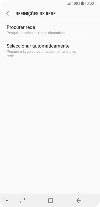 Para selecionar a rede manualmente, prima Procurar rede e aguarde enquanto o telefone procura as redes.