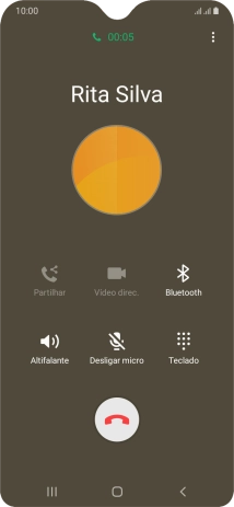 Prima o ícone para terminar a chamada.