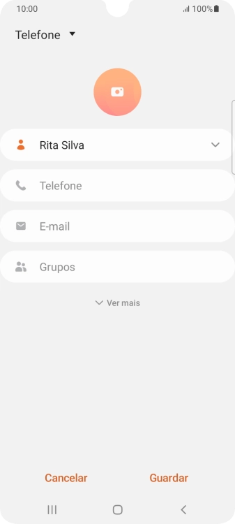 Prima Telefone e introduza o número de telefone pretendido.