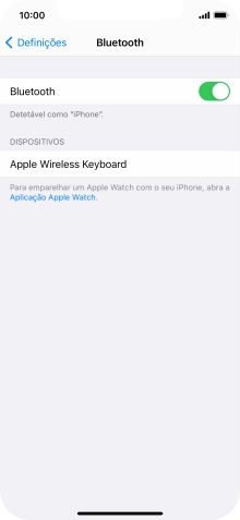 Prima o dispositivo Bluetooth pretendido e siga as indicações no ecrã para emparelhar o dispositivo pretendido com o telefone.