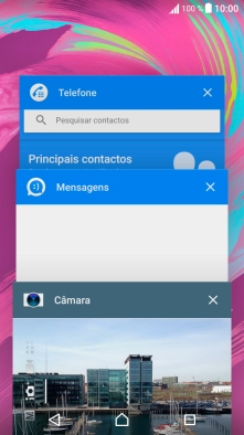 Para terminar uma aplicação em curso prima o ícone para encerrar junto da aplicação pretendida.