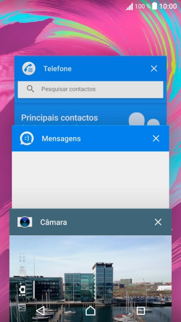 Para terminar uma aplicação em curso prima o ícone para encerrar junto da aplicação pretendida.