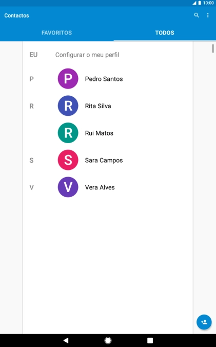 Prima o ícone de novo contacto.