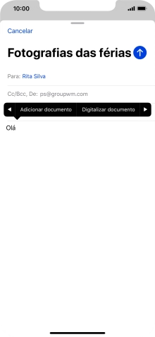 Prima Adicionar documento e siga as indicações no ecrã para anexar um documento.