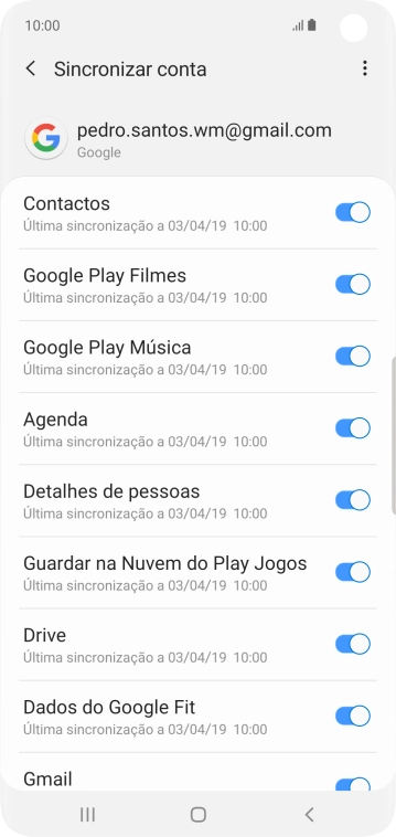 Prima a tecla de início para terminar e voltar ao ecrã inicial.