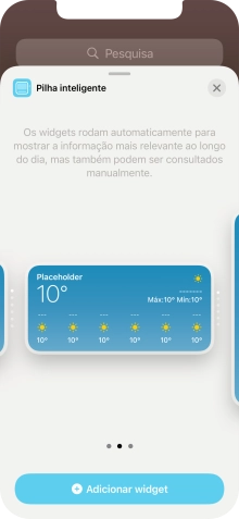 Para escolher a dimensão pretendida para o widget, deslize o dedo para a direita ou para a esquerda sobre o ecrã.