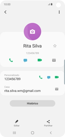 Prima o ícone de chamada.