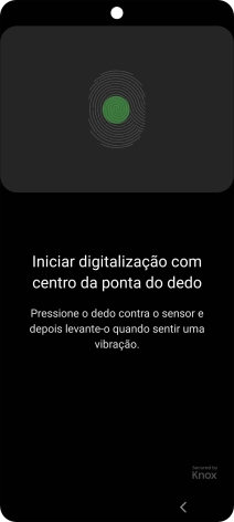 Siga as indicações no ecrã para definir a impressão digital como código de bloqueio.