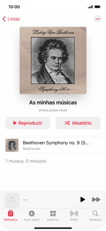 Vá até à categoria ou lista de reprodução pretendida e prima o ficheiro de música pretendido.