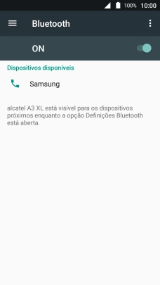 Prima o dispositivo Bluetooth pretendido e siga as indicações no ecrã para emparelhar o dispositivo pretendido com o telefone.