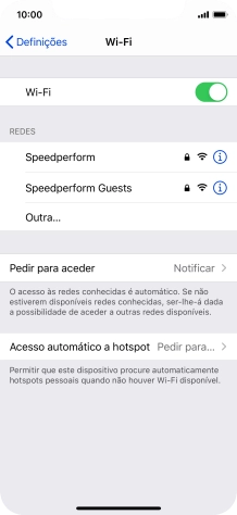 Prima a rede Wi-Fi pretendida e introduza a password da rede Wi-Fi.