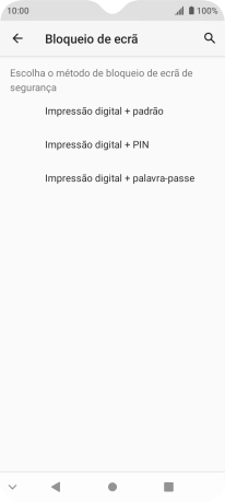 Prima o código de bloqueio do telefone pretendido e siga as indicações no ecrã para estabelecer um código de bloqueio adicional.