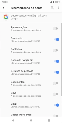 Prima o indicador junto a 