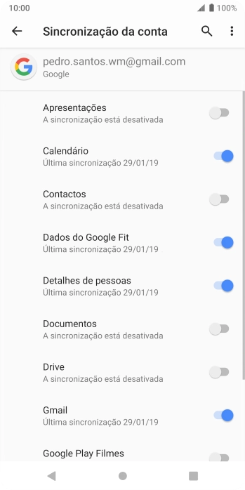 Prima o indicador junto a 