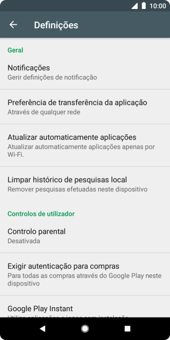 Prima Atualizar automaticamente aplicações. Se existir uma nova versão de software disponível, será agora indicado no ecrã. Siga as indicações no ecrã para atualizar o software do telefone.