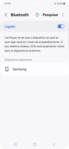 Prima o dispositivo Bluetooth pretendido e siga as indicações no ecrã para emparelhar o dispositivo pretendido com o telefone.