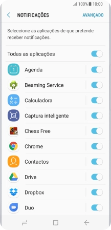 Prima o indicador junto à app pretendida para ativar ou desativar a função.