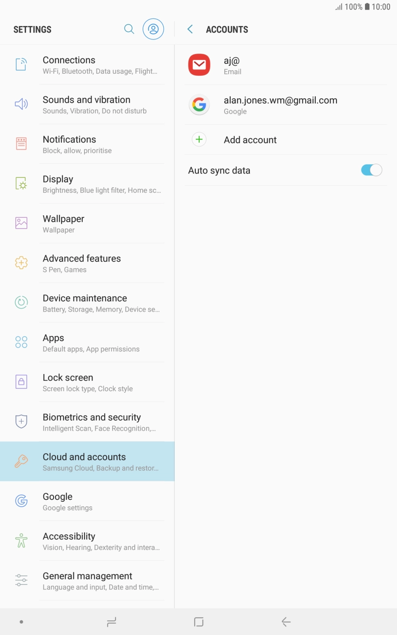 Press the indicator next to 'Auto sync data'.