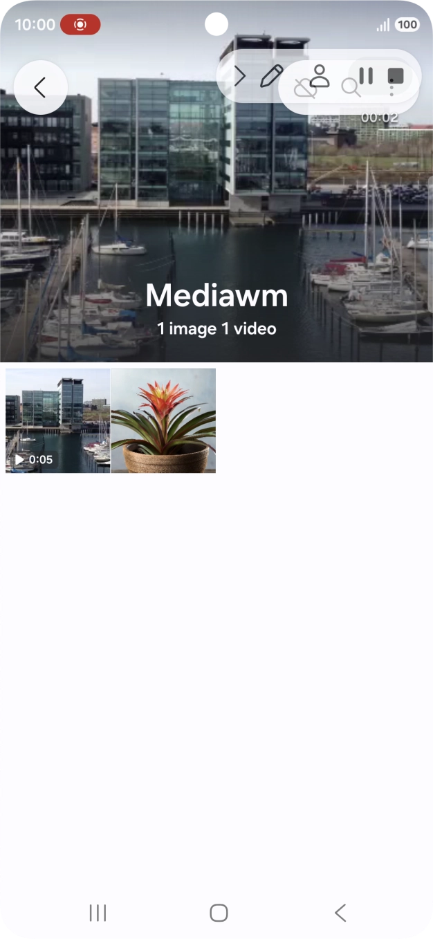 Press the stop icon to stop the recording.