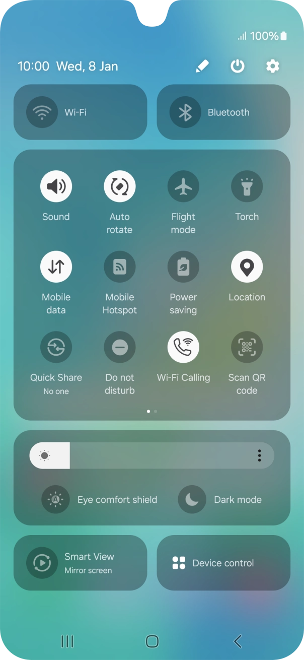Press the mobile data icon to turn the function on or off. Press the mobile data icon to turn the function on or off.