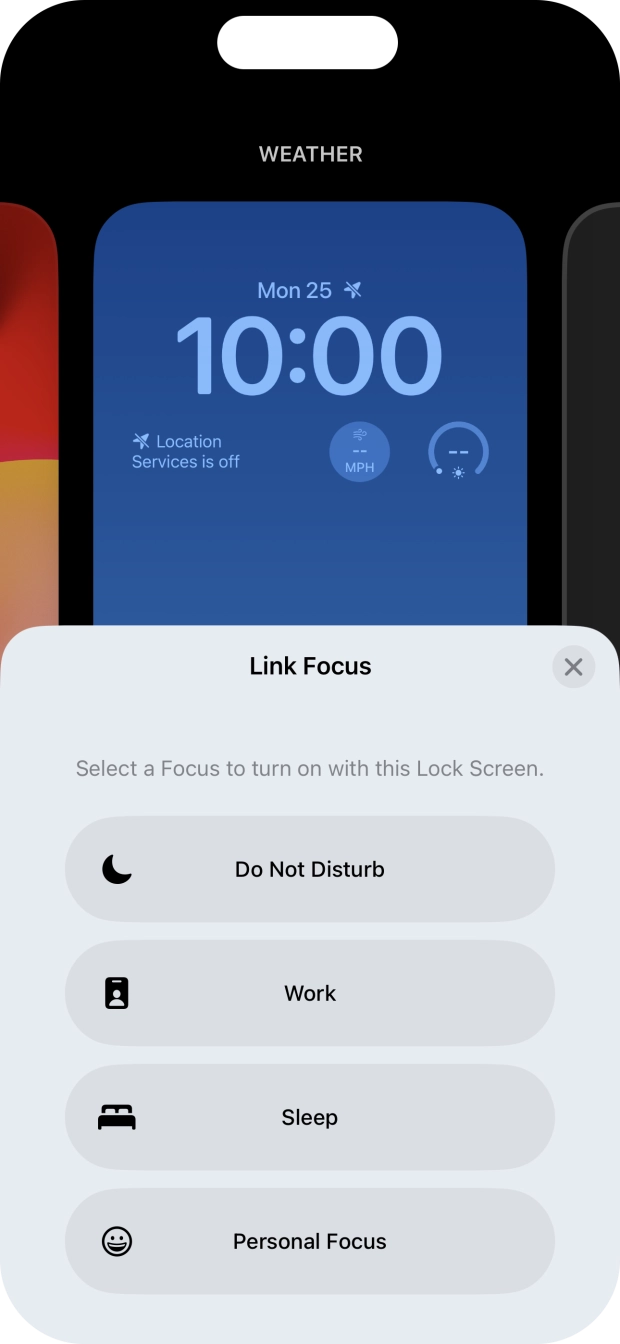 Press the required focus mode.