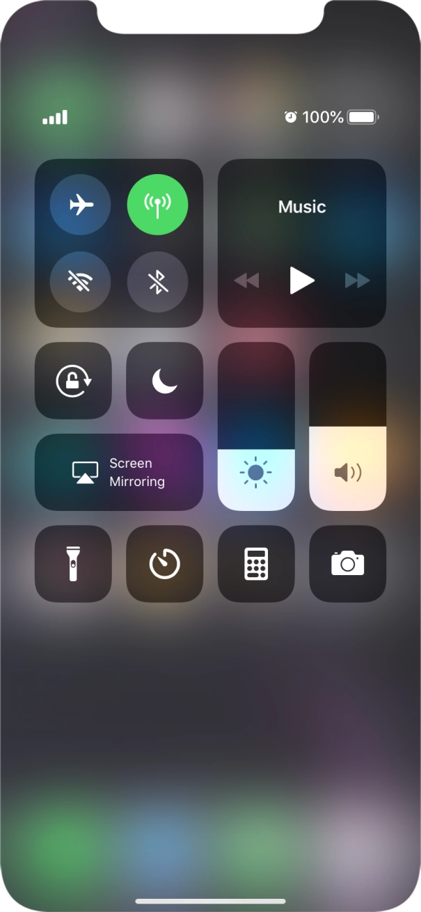 Press the flight mode icon to turn the function on or off. Press the flight mode icon to turn the function on or off.