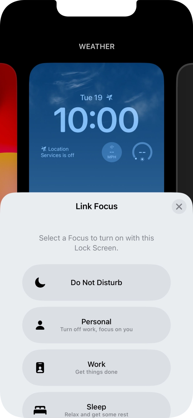Press the required focus mode.