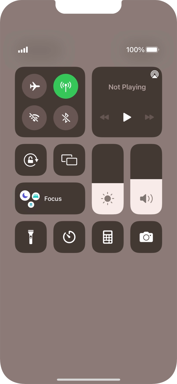 Press the flight mode icon to turn the function on or off. Press the flight mode icon to turn the function on or off.