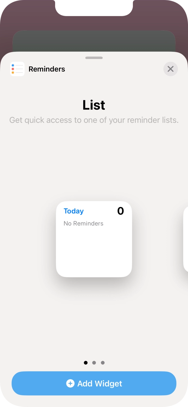Slide your finger right or left on the screen to select the required widget size.