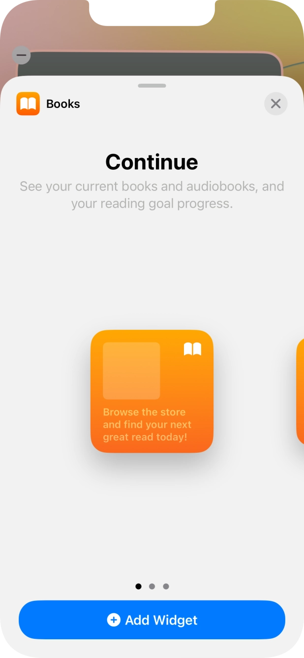 Slide your finger right or left on the screen to select the required widget size.