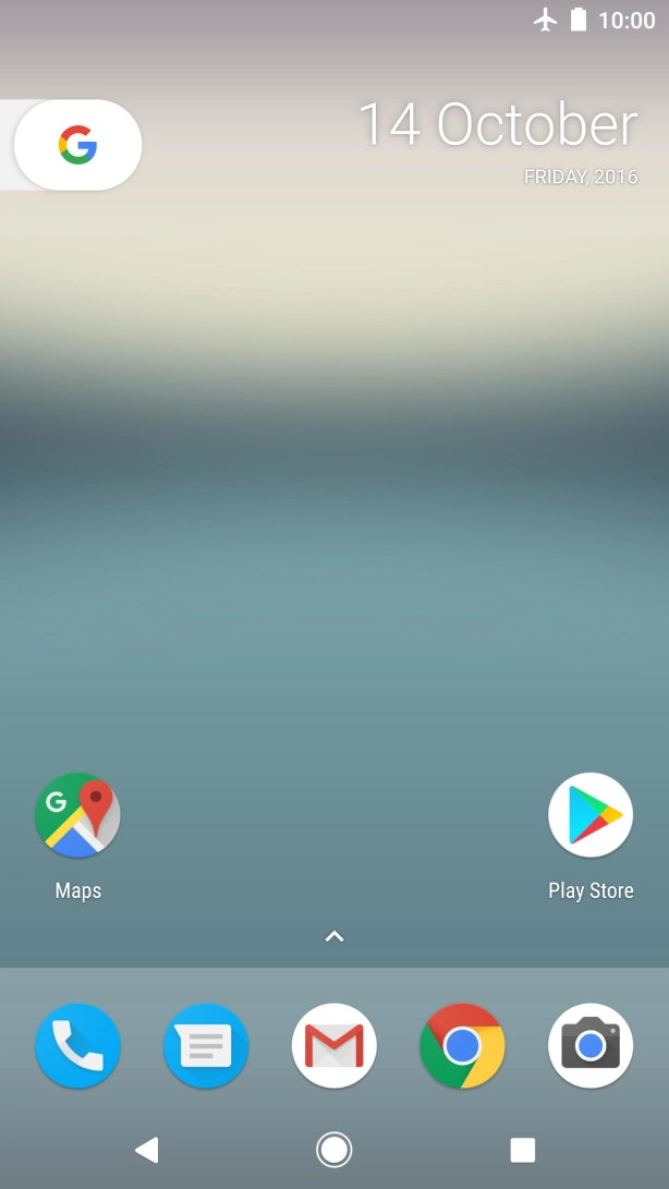 The flight mode icon shows that flight mode is turned on.