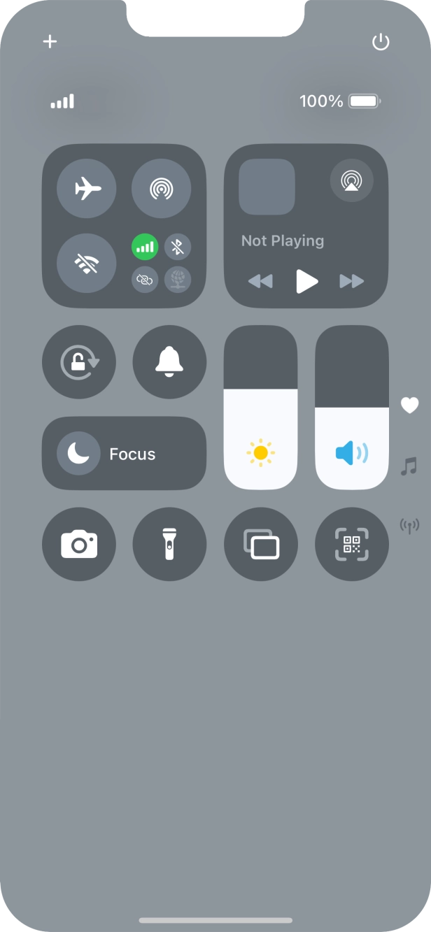 Press the flight mode icon to turn the function on or off. Press the flight mode icon to turn the function on or off.