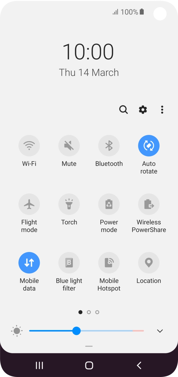Press the mobile data icon to turn the function on or off. Press the mobile data icon to turn the function on or off.