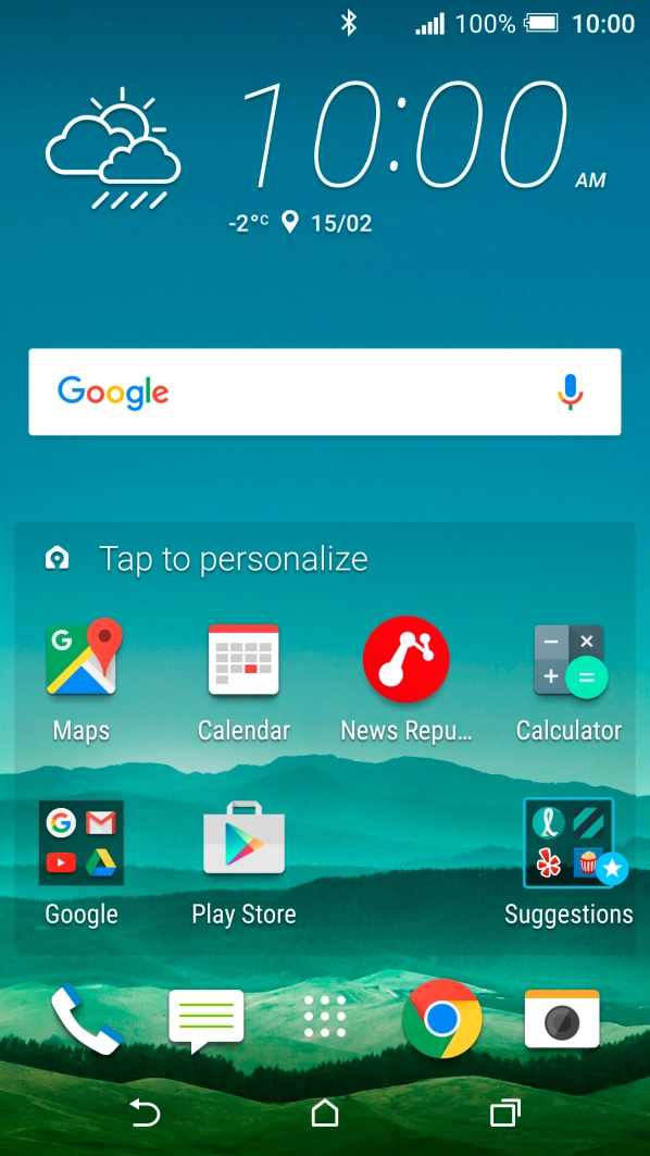 The Bluetooth icon shows that Bluetooth is turned on.