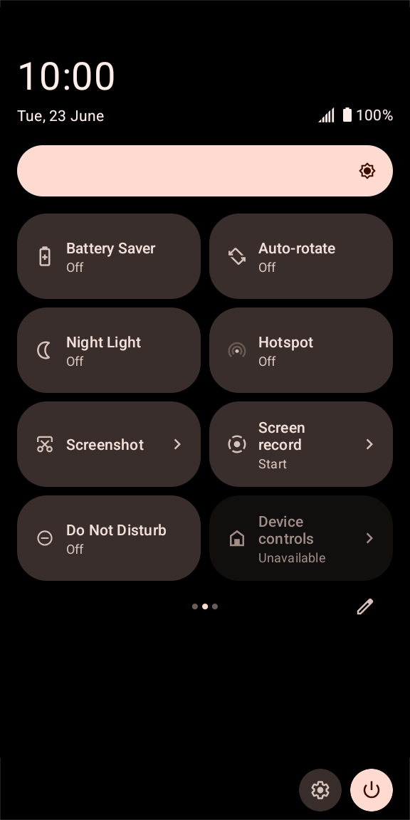 Press the low power mode icon to turn on the function. Press the low power mode icon to turn on the function.