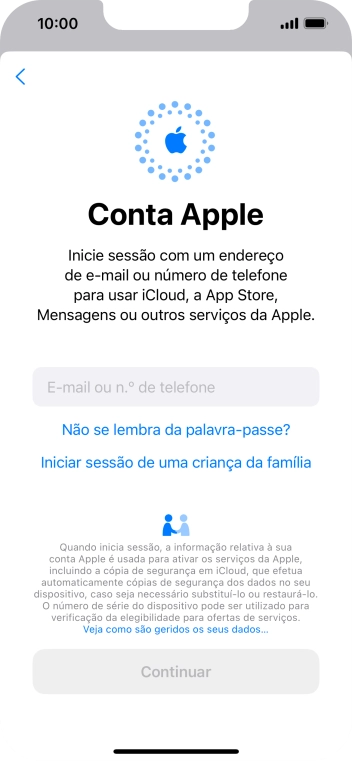 Prima E-mail ou n.º de telefone e introduza o nome de utilizador do seu ID Apple.